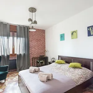 la-serenissima-a-charming-and-quirky-experience.hotelslidodijesolo.com/